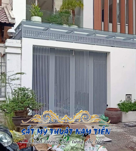 Mẫu cửa sắt 2 cánh - MCS03